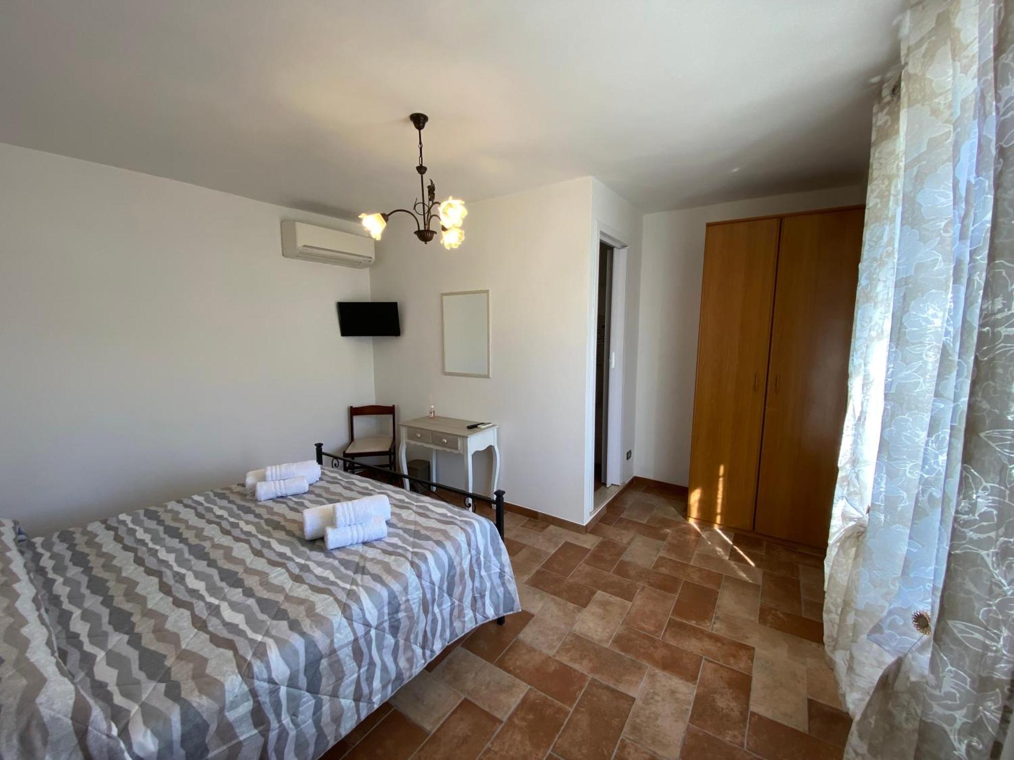 La Casa Di Nonna Tella Bed & Breakfast Lenola Екстериор снимка